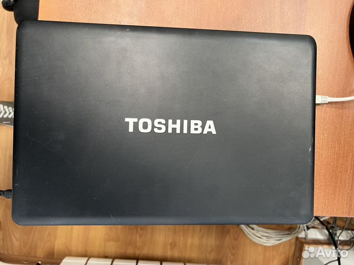 Ноутбук toshiba
