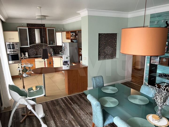 5-к. квартира, 173 м², 6/9 эт.