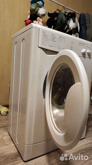 Стиральная машина бу indesit