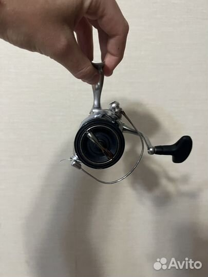 Shimano stradic 19 c3000hg