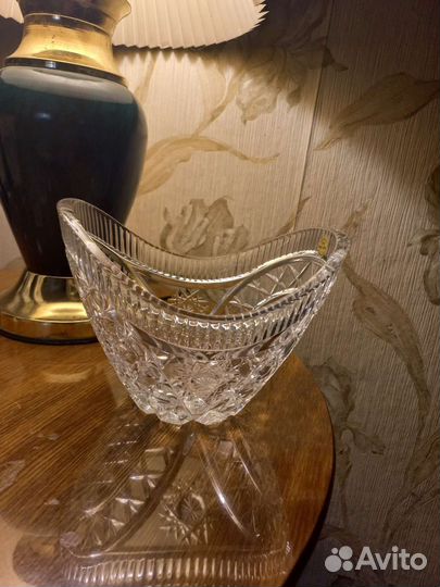 Люстра хрустальная, хрустальная посуда