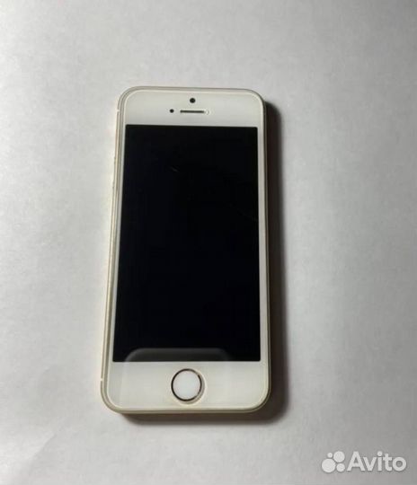 iPhone SE, 32 ГБ