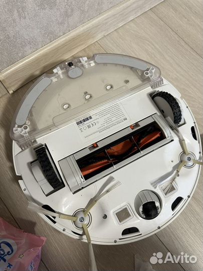 Робот пылесос xiaomi mi robot vacuum mop essential