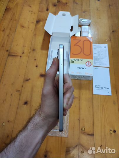 TECNO Spark 30 5G, 6/128 ГБ