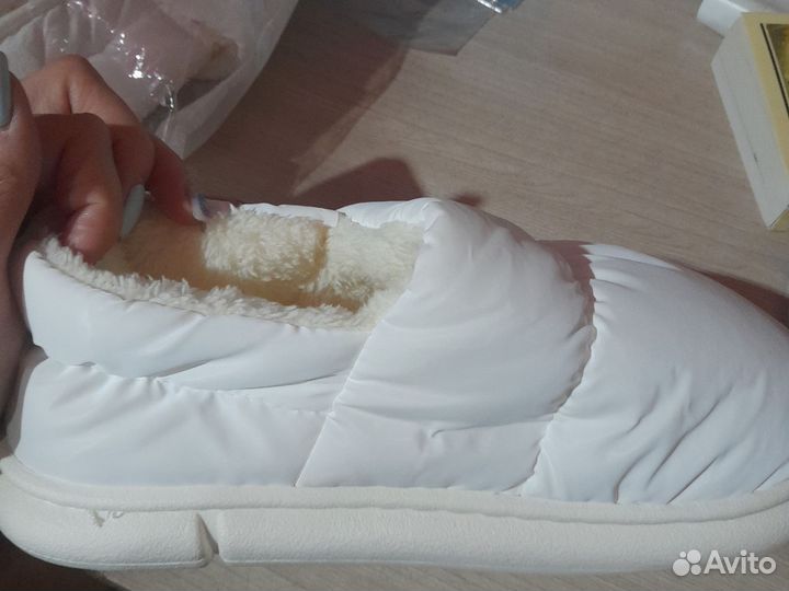 Женские домашние тапочки