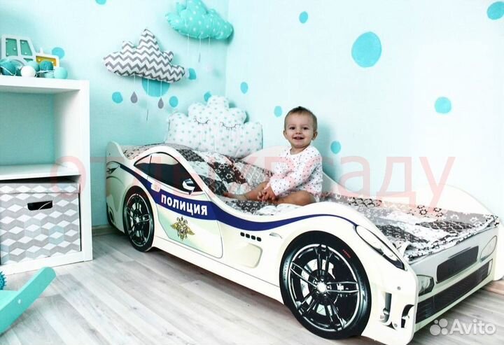 Детская кровать-машина