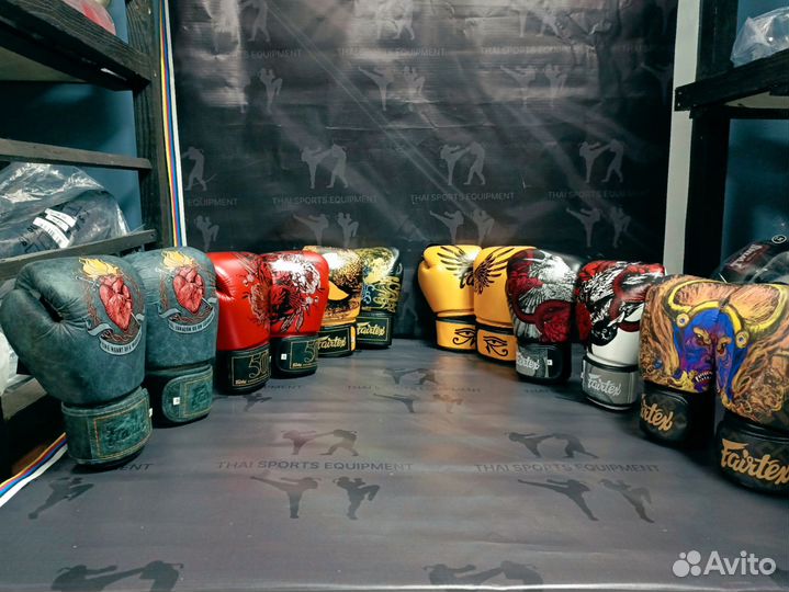 Боксёрские перчатки Fairtex