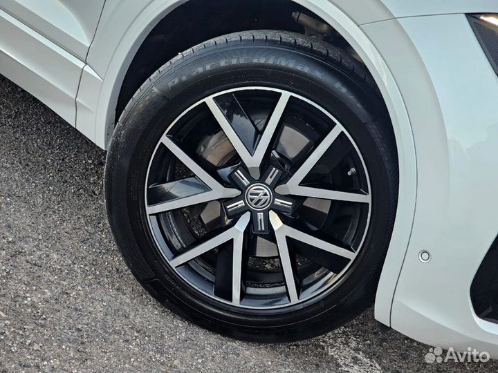 Volkswagen Touareg 3.0 AT, 2020, 140 555 км