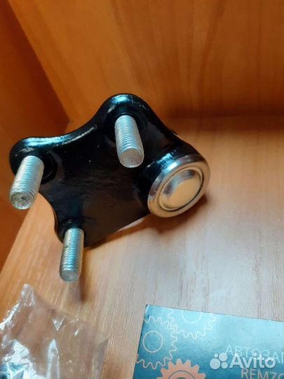 Шаровая опора правая, левая Audi, VW, Skoda, Seat