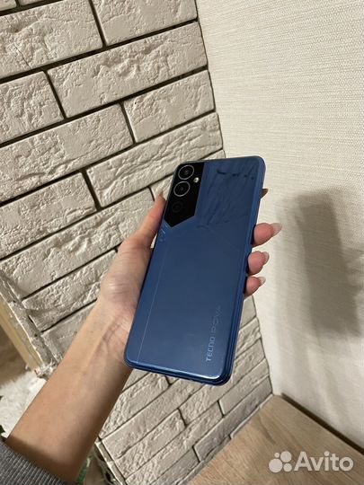 TECNO Pova Neo 2, 4/64 ГБ