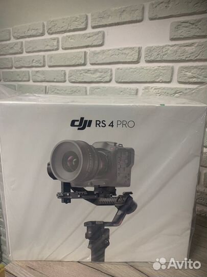 Стабилизатор DJI RS 4 PRO