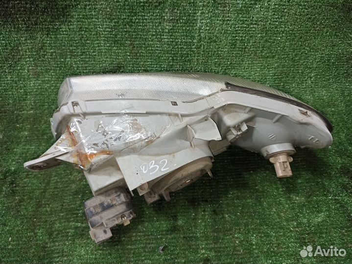 Фара правая Hyundai Accent II (1999—2012)