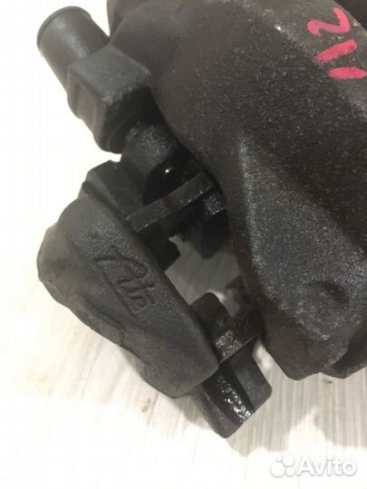 Суппорт тормозной задний левый Mercedes Benz E240