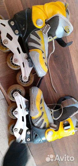 Роликовые коньки