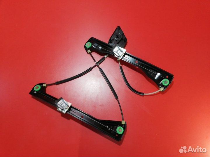 Стеклоподъемник передний правый Volkswagen Polo