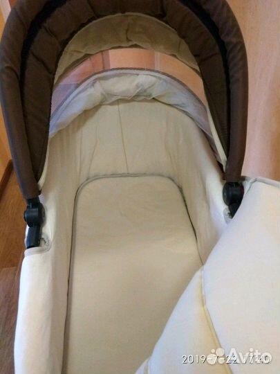 Коляска Zippy