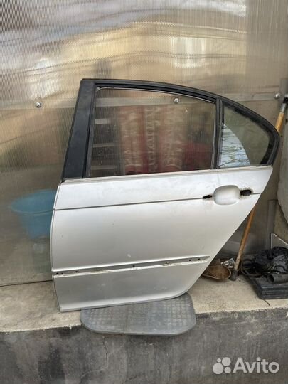 Bmw е46 седан дверь задняя левая