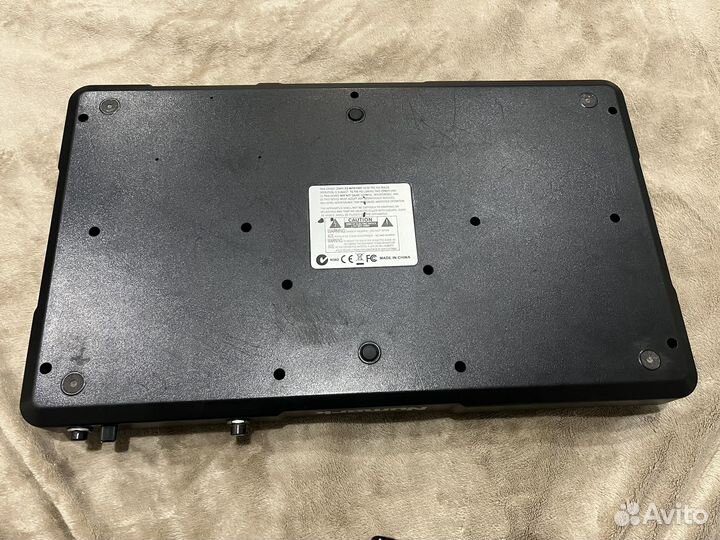 На запчасти Dj контроллер numark mixtrack pro