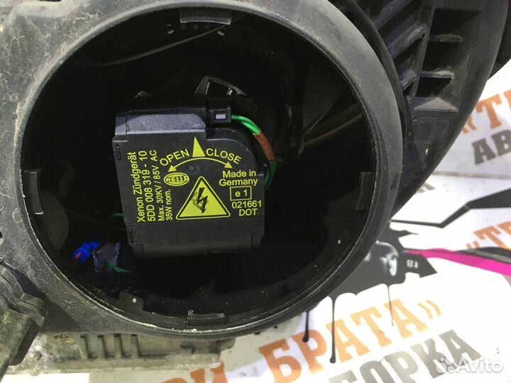 Мерседес E-Класс Фара передняя Прав