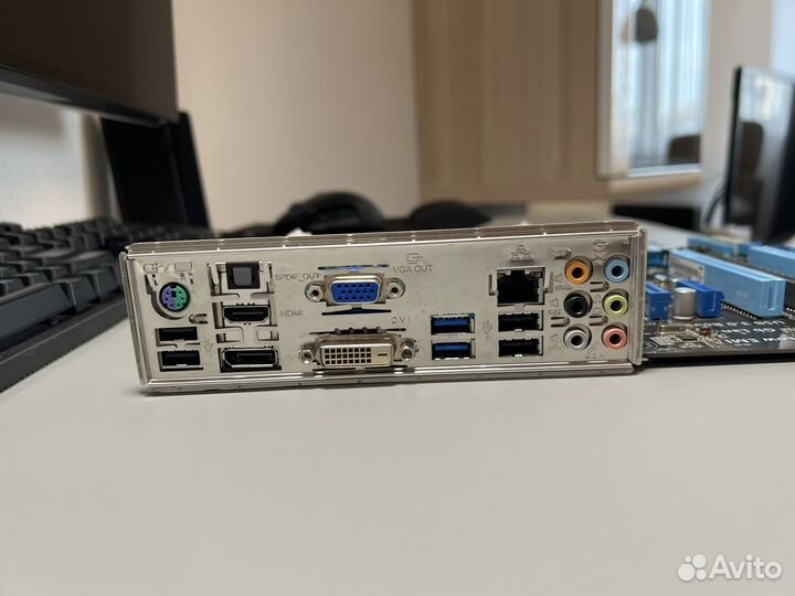 Материнская плата asus LGA1155 P8H77-V