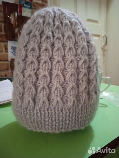 Шапка женская вязаная, ручная работа