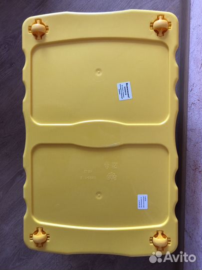 Контейнер/ящик для хранения на колесах 600*400*300