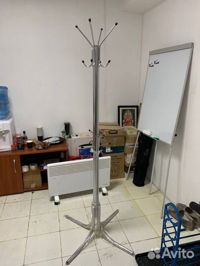 Вешалка напольная в офис дом