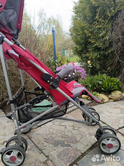 Прогулочная коляска