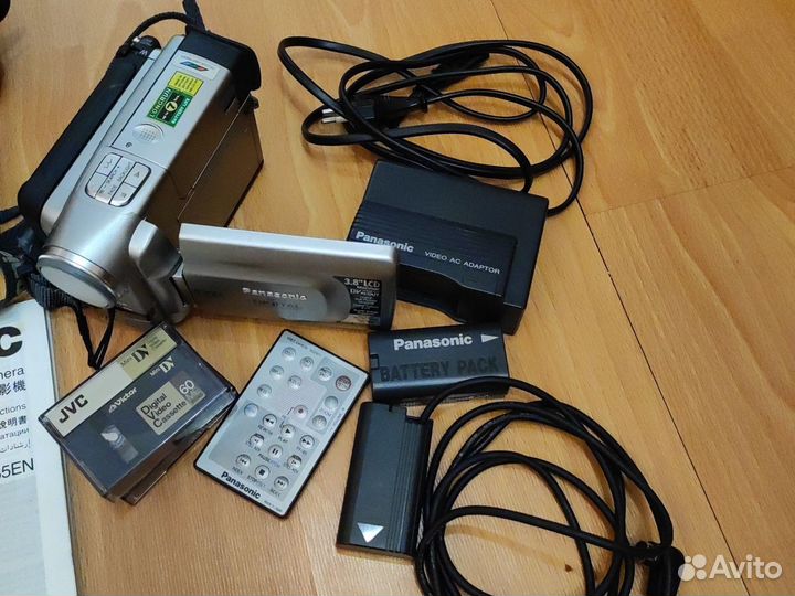 Мини видеокамера Panasonic NV-DS5EN