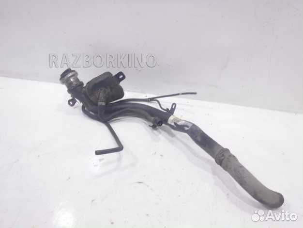 Топливно-заливная горловина