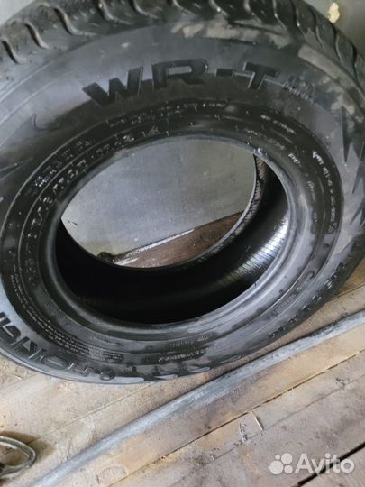 Nokian Tyres WR 265/70 R16