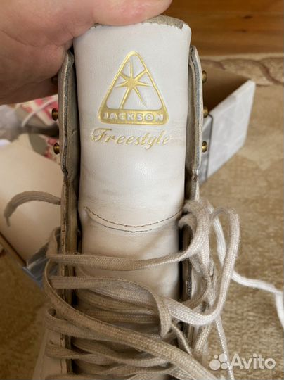 Фигурные коньки jackson freestyle