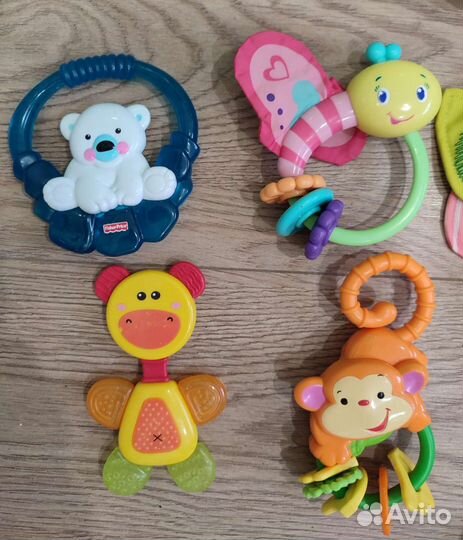 Брендовые игрушки для малышей
