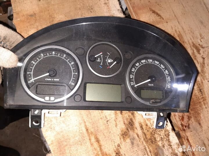 Панель приборов Land Rover Range Rover Sport YAC50