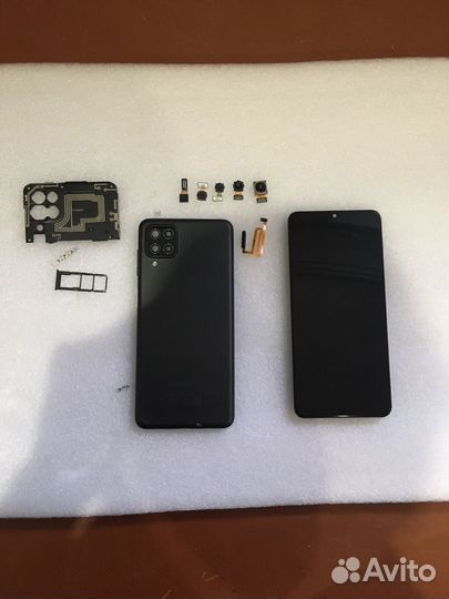 Samsung Galaxy A12, 4/32 ГБ