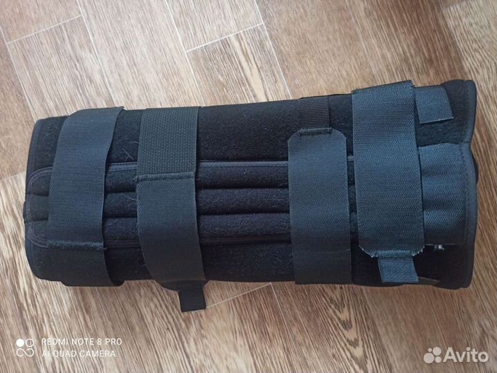 Ортез (тутор) на коленный сустав