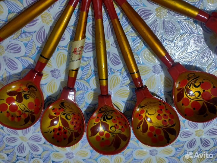 Деревянные ложки хохлома