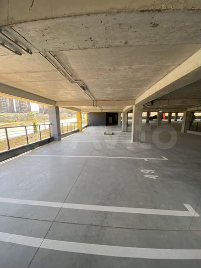 Машиноместо, 14 м²