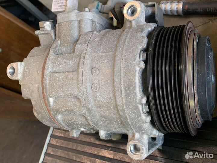 Компрессор кондиционера Мерседес GLS 0008303802