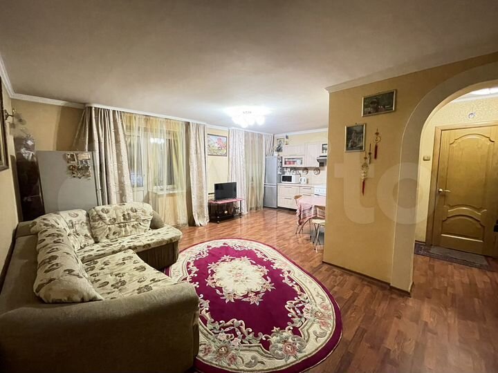 3-к. квартира, 66 м², 1/6 эт.