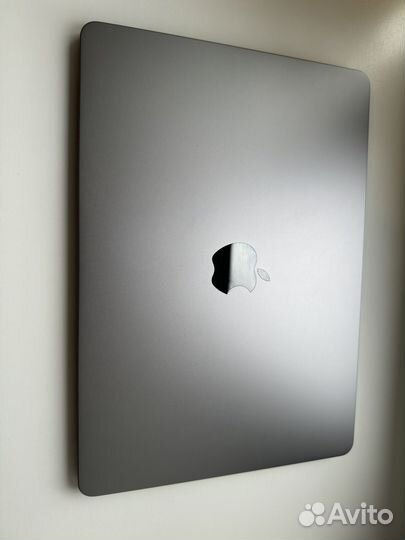 Apple MacBook Air 13 2022 m2