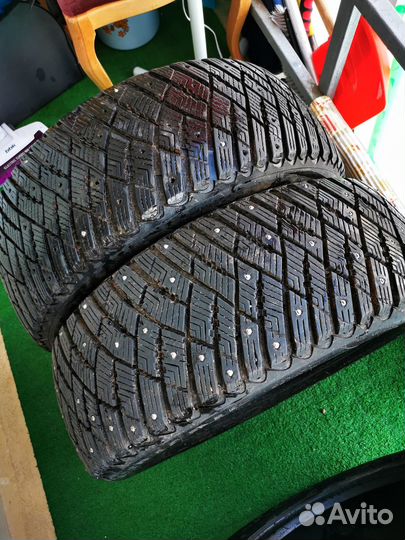 Goodyear Ultragrip Ice Arctic 215/55 R17 98T