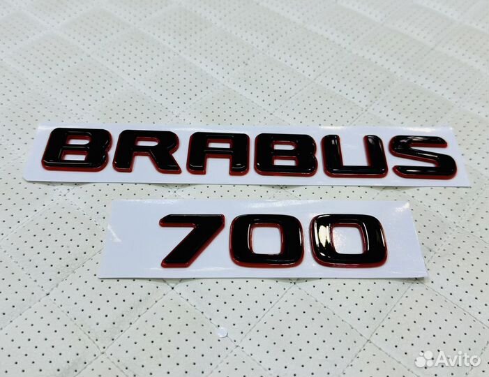 Логотипы Brabus 700 на багажник Mercedes