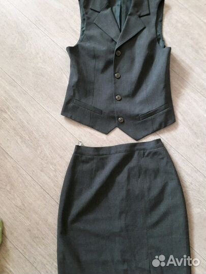 Школьный костюм