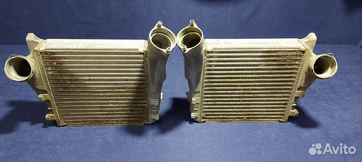 Интеркулер левый Porsche Cayenne 958