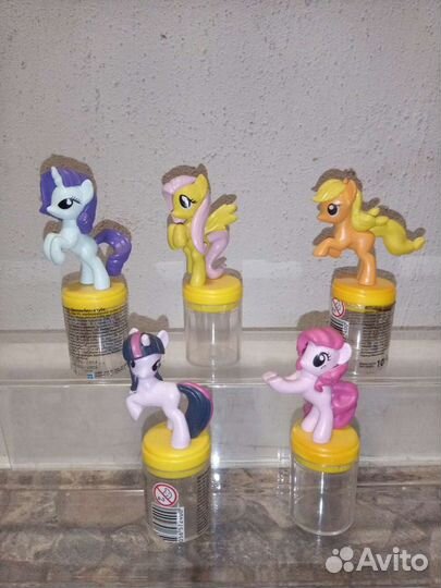 Разные серии игрушек киндер