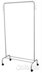 Портативная вешалка для одежды на колесиках