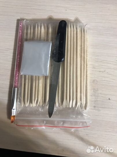 Для наращивания ногтей