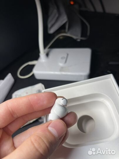 Левый наушник айрподс про 2