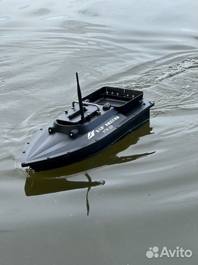 Прикормочный кораблик с GPS NEW version